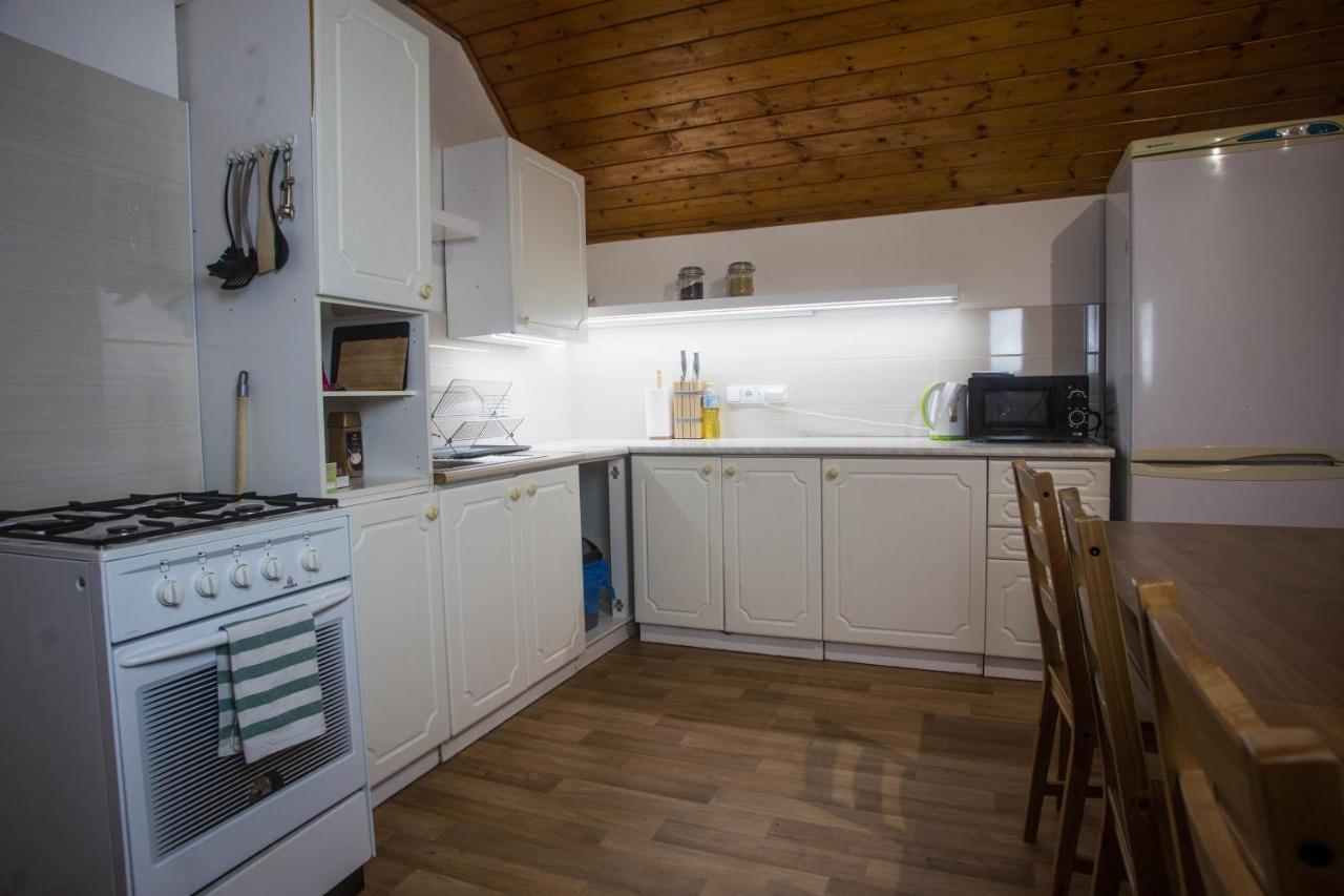 Apartmany Ve Mlejne Cachrov Eksteriør billede