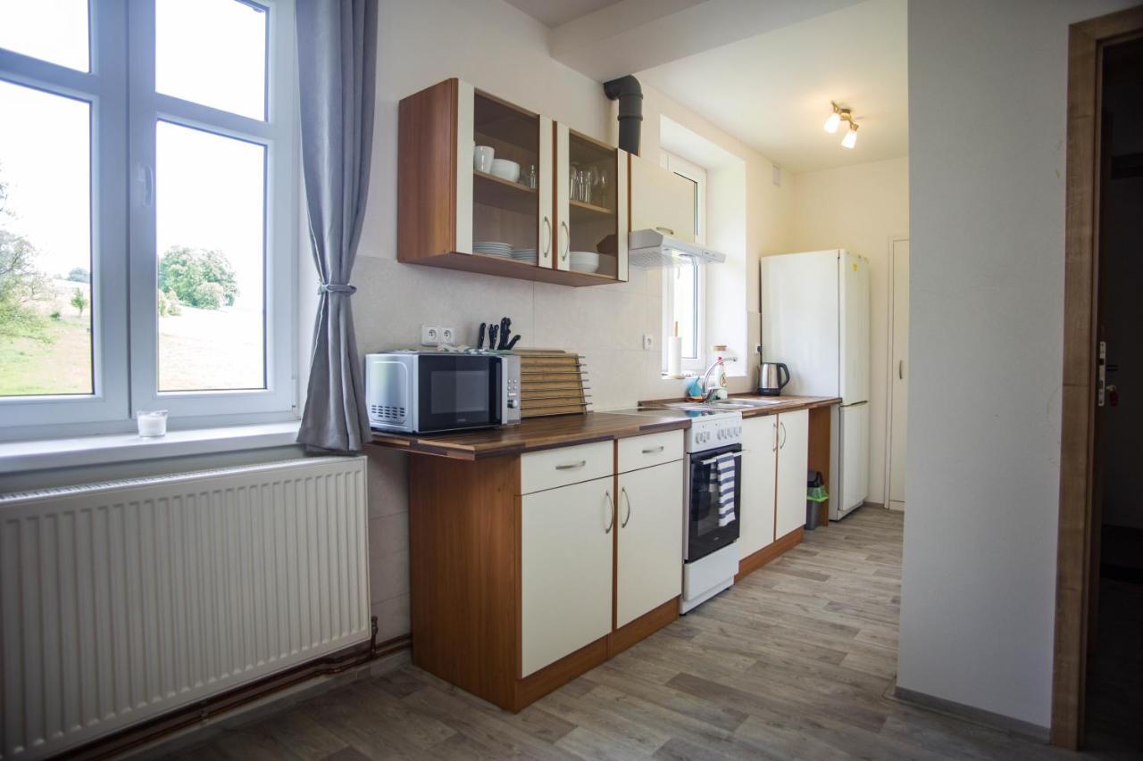 Apartmany Ve Mlejne Cachrov Eksteriør billede